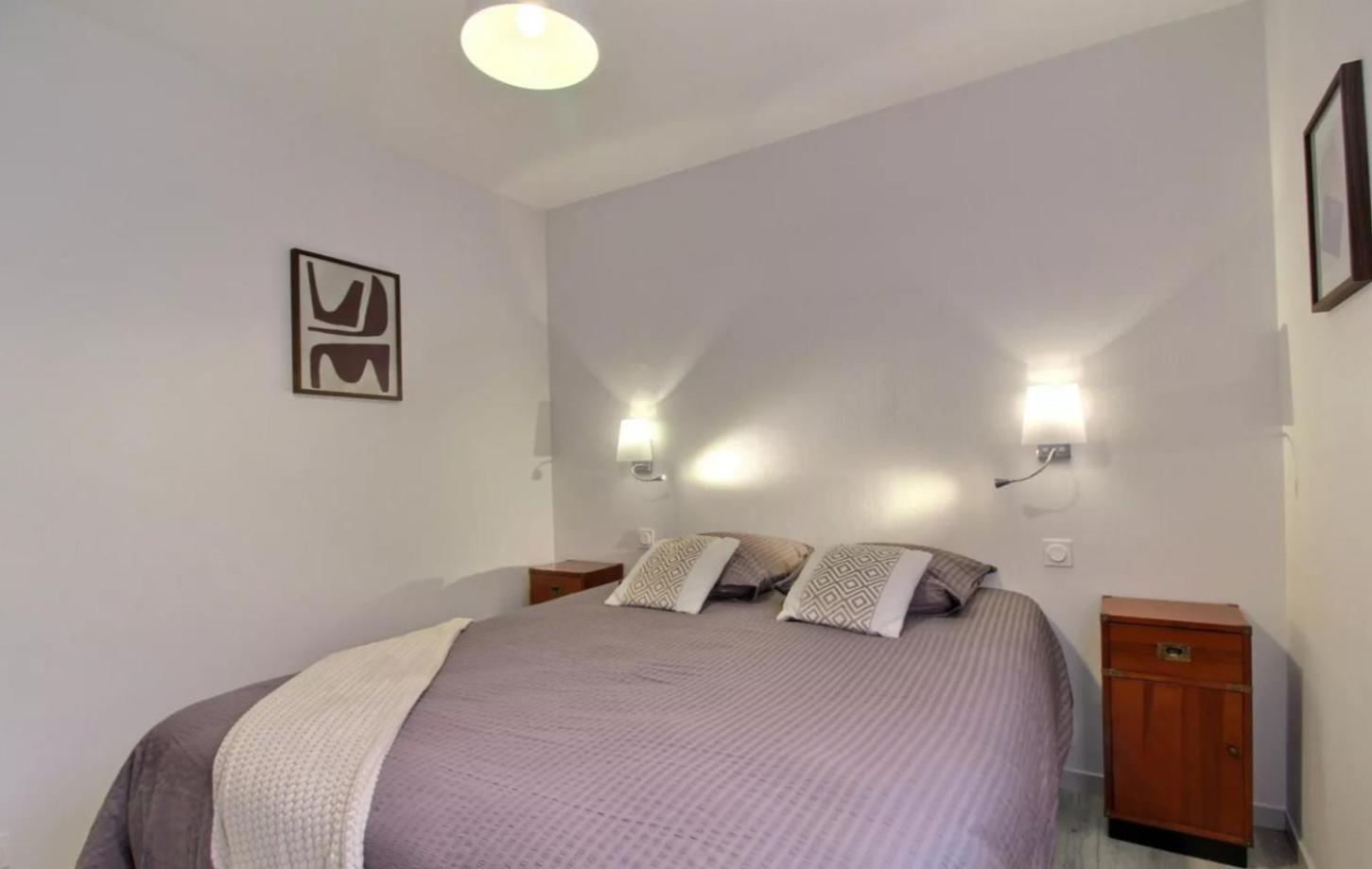 Appartement Hyper Centre Avec Garage Prive Concarneau Esterno foto